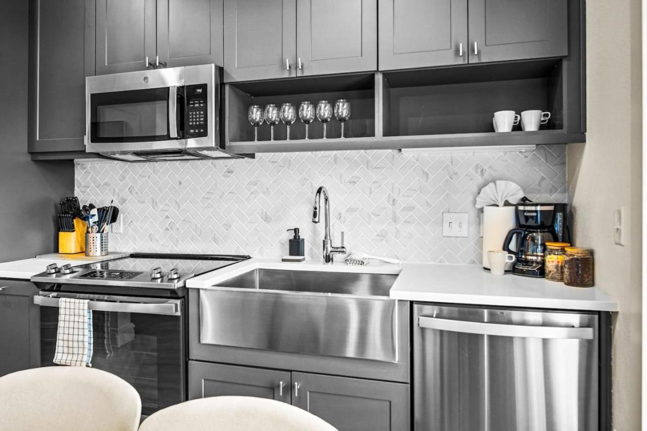 Luxurious New Unit 1Bd1Ba Pool, Golf Sim Lägenhet Austin Exteriör bild